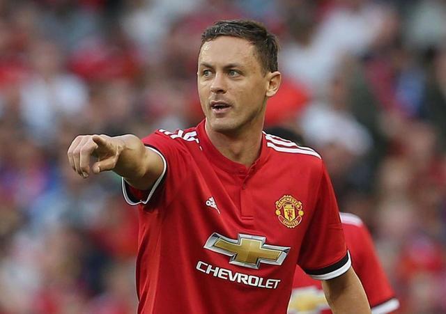 阿什利-扬：曼联卖掉小麦是个错误；为他现在的表现而高兴.